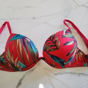 Pink Victoria's Secret Everywhere Super Push-Up Red Tropical Bra 32C